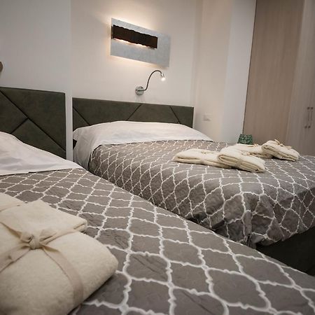 5 Terre Lodge لا سبيتسْيا المظهر الخارجي الصورة