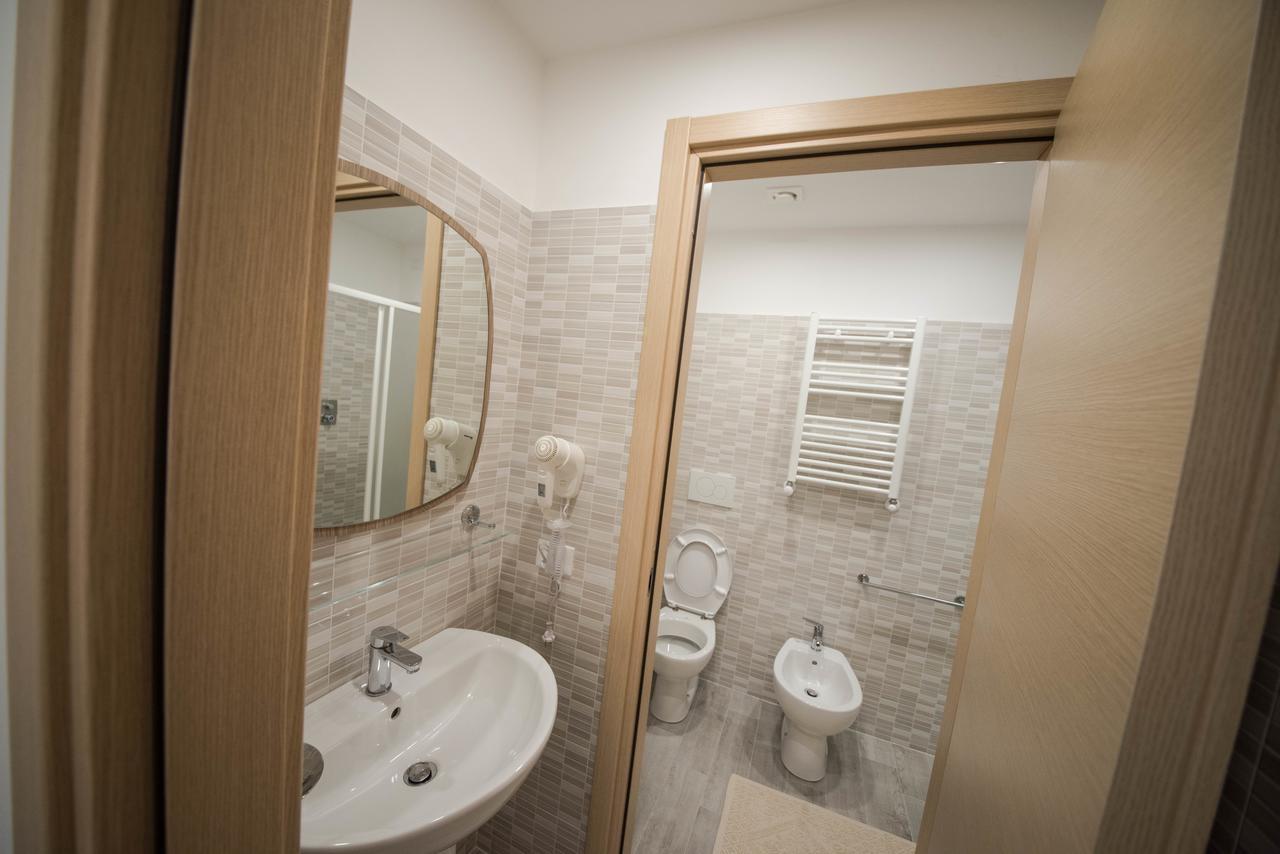 5 Terre Lodge لا سبيتسْيا المظهر الخارجي الصورة